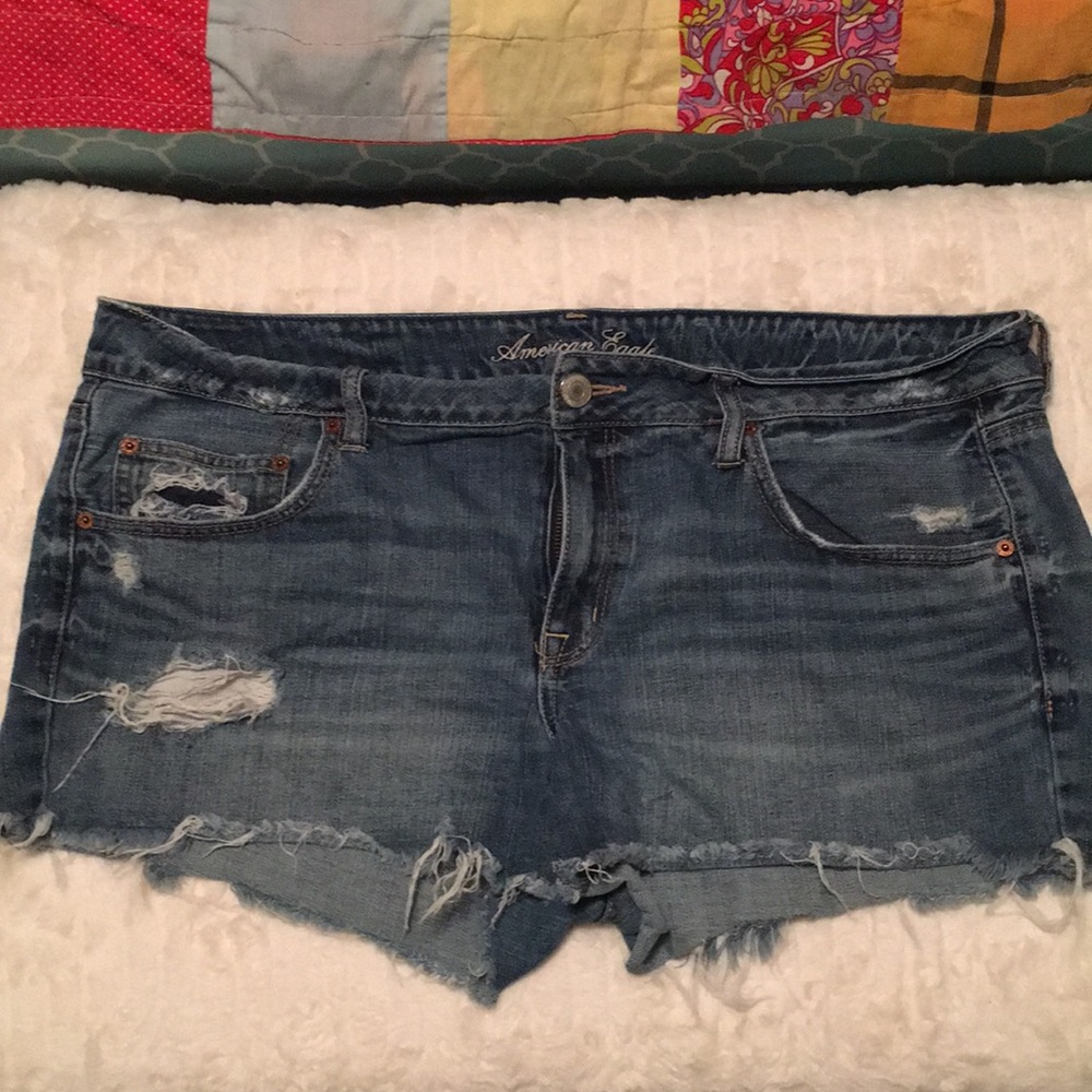 American Eagle *No Stretch* Distressed Jean Shorts